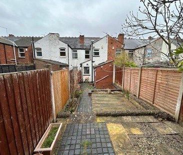 2 bedroom terraced house to rent - Photo 5