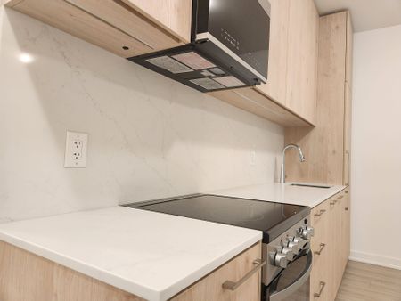 For Lease - 7439 Kingston Road Unit# 304A, Toronto, Ontario - Photo 2