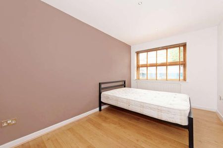 Tribeca Apartments, Heneage Street, Spitalfields, London, E1 - Photo 5