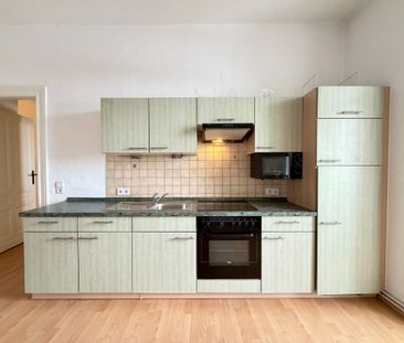 große 1-RWE mit Einbauküche und Balkon in der Südstadt ! - Photo 5