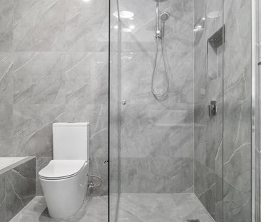 Three bedroom home in a great location - Photo 5