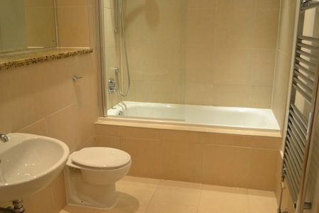 2 Bedroom Apartment To Let - Photo 4