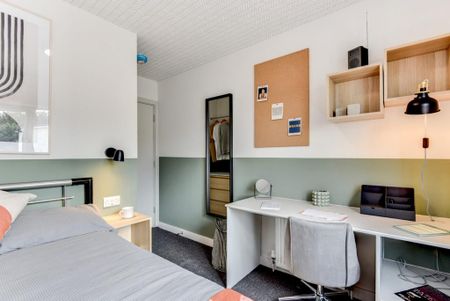 6 bedroom house to rent - Photo 2