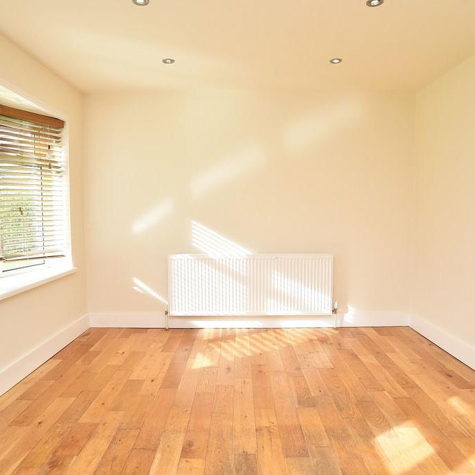 4 bedroom detached house to rent - Photo 1