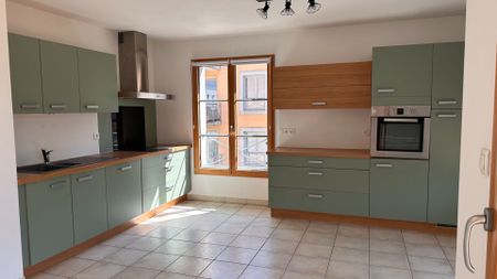 Location Appartement 3 pièces 74m² - Photo 5