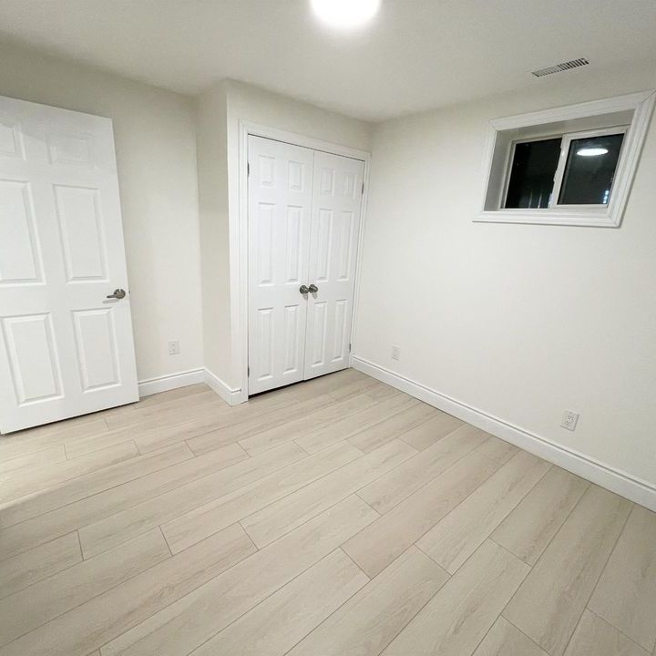 For Lease - 11 Mcgregor Road Unit# Lower, Toronto, Ontario - Photo 1