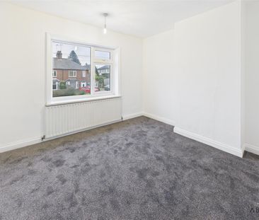 Highfield Avenue, Cheadle, Stoke-On-Trent ST10 1JW - Photo 3