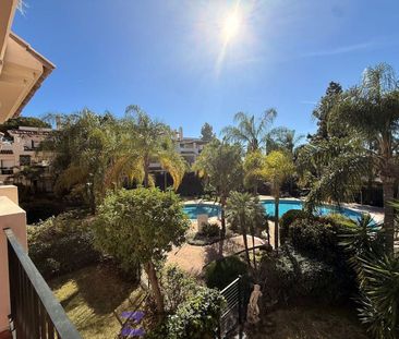 Alquiler de casa o chalet en Calle Luis Morales - Photo 1