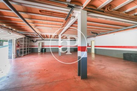 4 bedroom luxury Villa for rent in Cerdanyola del Vallès, Spain - Photo 2