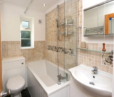 2 bedroom cottage to rent - Photo 2