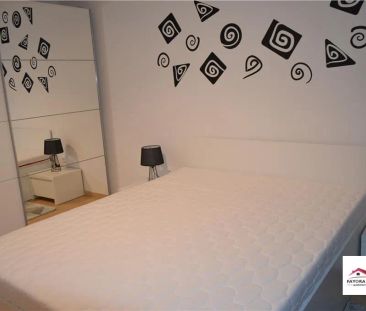 Ap. Nou cu 2 Camere si Parcare Privata de Inchiriat in Zona Centrala - Fotografie 4