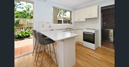 Cozy & Comfortable Townhouse - Photo 2