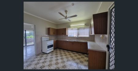Affordable Living in Central Mareeba - Photo 5