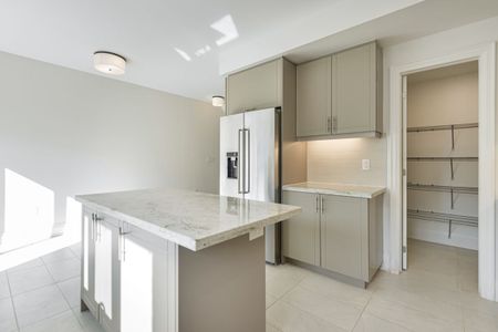 For Lease - 43 Gandhi Lane, Markham, Ontario - Photo 3