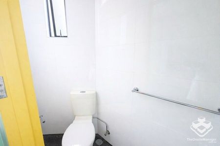 Furnished Studio Incl Bills - Photo 2