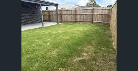 Modern family Home in 'Affinity Estate' Morayfield - Photo 5