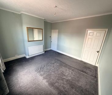 4 bedroom terraced house to rent - Photo 2