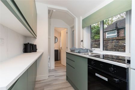 Enderley Street, Newcastle, Staffordshire, ST5 - Photo 2