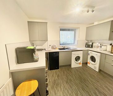 Explorer Court, Plymouth - Photo 6