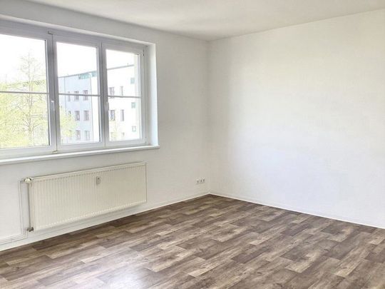 WG-geeignete 3-Zimmer Wohnung mit Einbauküche - Photo 1