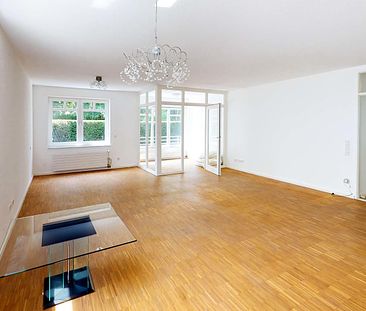 Ruhig gelegene 3-Zimmer-Wohnung in Alt-Wittlaer mit Balkon und Wintergarten in direkter Rheinnähe! - Photo 3