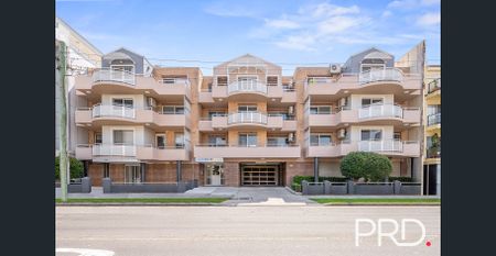 Modern & Stylish Renovated Apartments - Photo 3