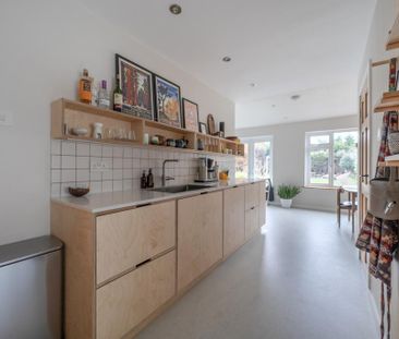 4 bedroom bungalow to rent - Photo 3