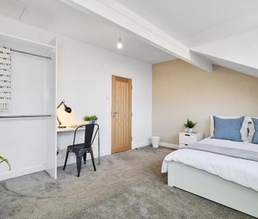 1 bedroom in a house share to rent - Photo 3
