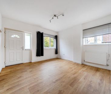 1 bedroom maisonette to rent - Photo 4