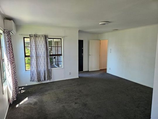3 Bedroom Home, Highland Park - Photo 1
