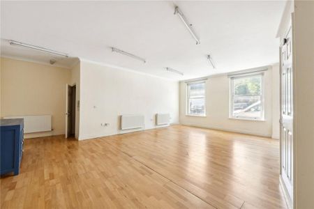 Studio to rent - Photo 5