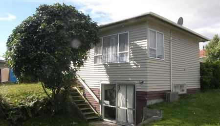 Cosy two bedroom home - Photo 2