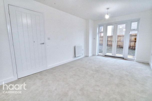 3 bedroom detached house to rent - Photo 1