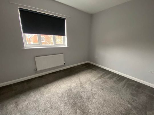 Locking Castle East, Weston-super-Mare, North Somerset - Photo 1