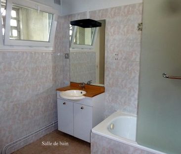 Location Appartement 3 pièces 65m² LIBOURNE 33500 - Photo 5