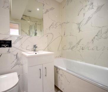 1 bedroom in a flat share to rent - Photo 5