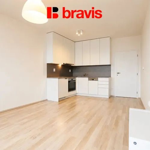Pronájem bytu 1+kk, Brno - střed, ulice Rumiště, balkon, garážové stání, sklep - Photo 1