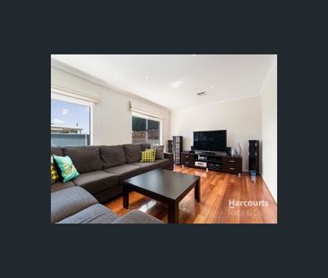 78 Romano Avenue, Mill Park, Vic 3082 - Photo 2