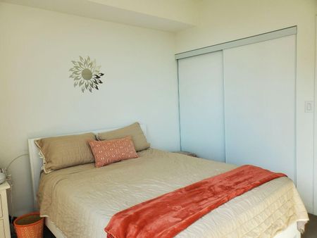 For Lease - 9 Bogert Avenue Unit# 3404, Toronto, Ontario - Photo 2