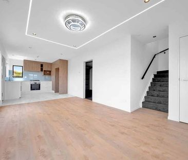 3 Bedroom + 2 Bathrooms Townhouse - Photo 4