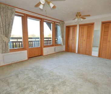 3 bedroom detached house to rent - Photo 4