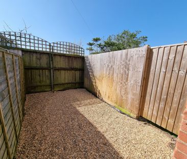 Kimberley Road, Bournemouth - Photo 2