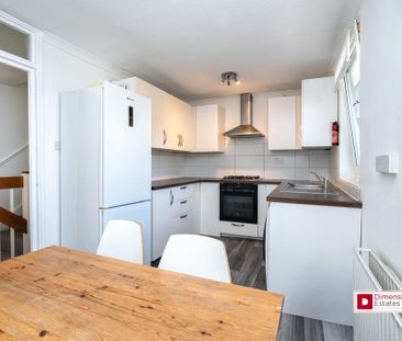 3 bedroom townhouse to rent - Photo 3