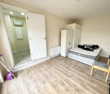 5 bedroom semi-detached house to rent - Photo 6