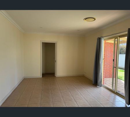 1B Robert Ct, Gol Gol, NSW 2738 - Photo 3