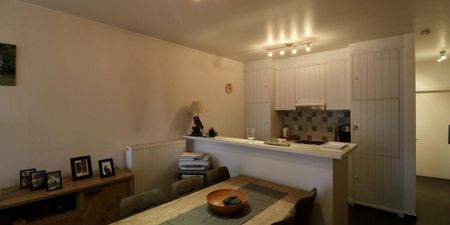 Gelijkvloers app. te huur in Mariakerke voor € 895 met 1 slaapkamer - Photo 5