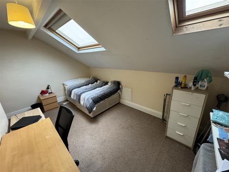 Granby Grove, Headingley, LS6 3BE, Leeds - Photo 2