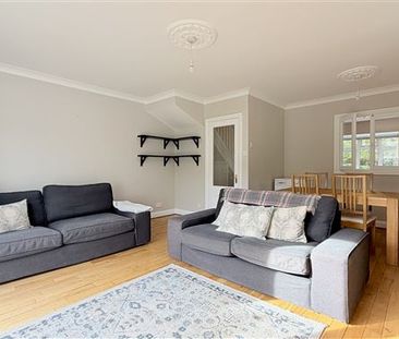 Berwick Hall, Churchtown, Dublin 14 - Photo 2