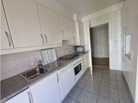 2 room luxury Apartment for rent in Lisbon - Photo 5