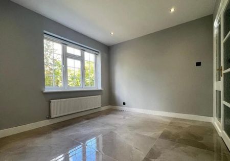 5 bedroom detached house to rent - Photo 5